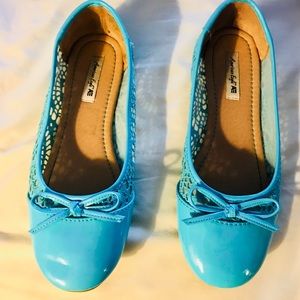 Flat shoes for girls from American Eagle